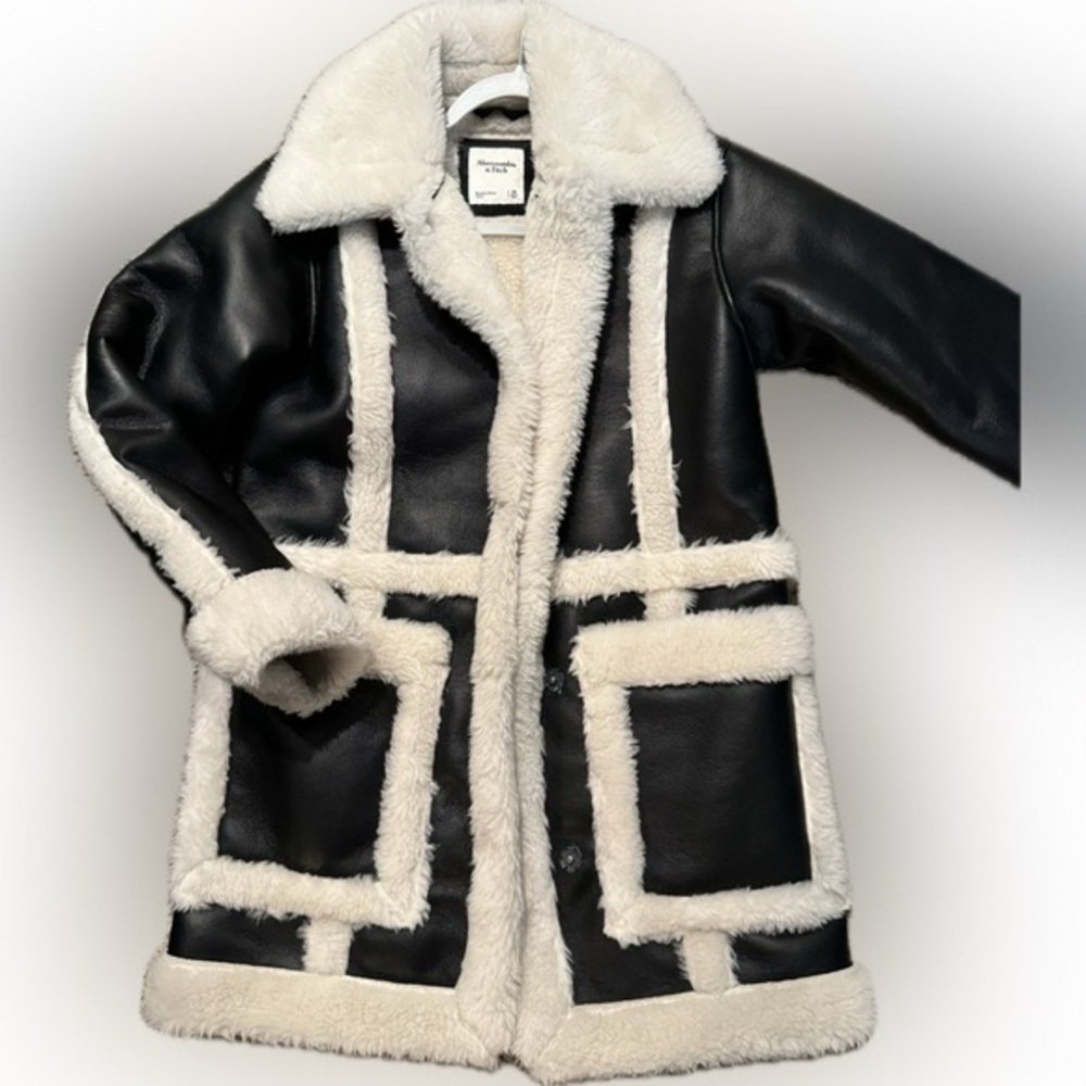 Abercrombie & Fitch Faux Leather and Fur Shearling Jacket Size Medium - Picture 2 of 12